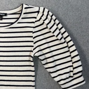 EXPRESS Women's X-Small Striped Ribbed Knit Puff Sleeve Top Cream Black Blouse thumbnail 2
