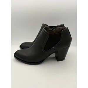 Women’s Eüro Soft Size 8 Black Leather Ankle Boots thumbnail 3