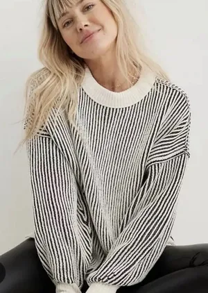 Aerie Womens Beyond Chenille Black White Crewneck Sweater Xs thumbnail 1