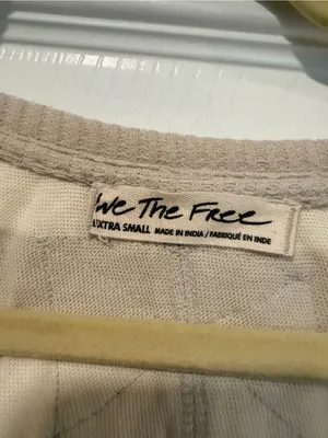 NWOT Free People We The Free Size XS Tan Cream Striped Thermal Knit V Neck Top thumbnail 10