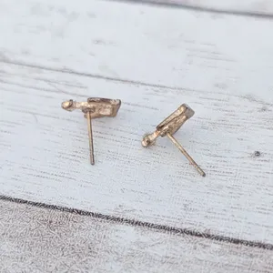 Crown Design Stud Earrings Dainty thumbnail 5