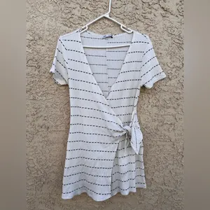 ZARA Striped Wrap Dress in White‎ and Black thumbnail 6