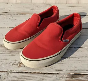 Vans Classic Slip-On Sneakers Womens Size 7 Racing Red Skate Casual Shoes thumbnail 1