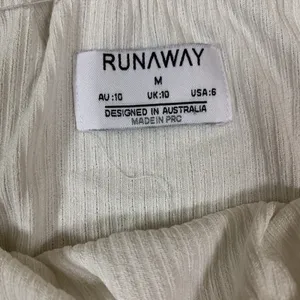 Runaway The Label White Off Shoulder Long Sleeve Ribbed Tie Front Crop Top‎ Boho Medium thumbnail 4