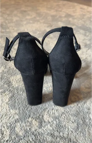 Charlotte Russe Heels thumbnail 4