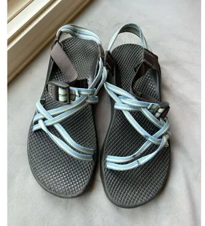 chacos  thumbnail 1