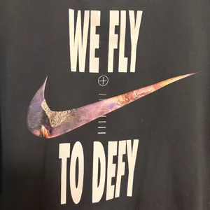 Nike Women’s Sweatshirt Crop Crewneck Fly to Defy‎ Long Sleeve Black Size Small thumbnail 8