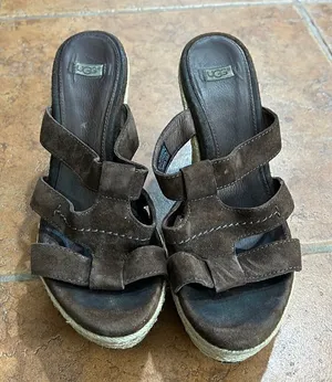 Ugg‎ Tawnie brown suede espadrille wedges size 9 thumbnail 1