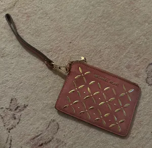 Michael Kors Wallet Wristlet thumbnail 1