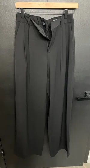 GAP Black Wide-Leg Dress Pants thumbnail 1