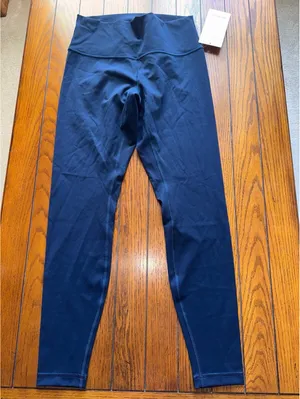 Lululemon Wunder Under High Rise 28” Full On Luxtreme, True Navy Size 10 NWT thumbnail 3