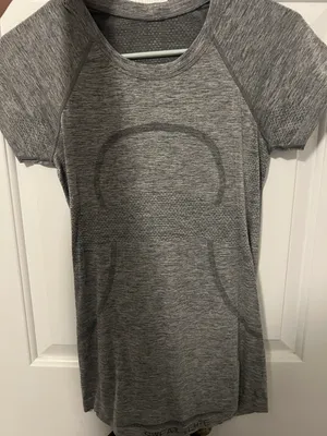 Lululemon Swiftly Tech Short Sleeve thumbnail 1