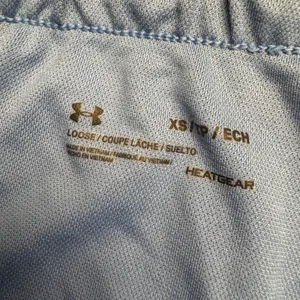 Under Armor size XS blue women's‎ gym workout running shorts thumbnail 3