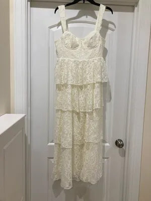 Yumi Kim Cream Tiered Lace Maxi Dress thumbnail 5