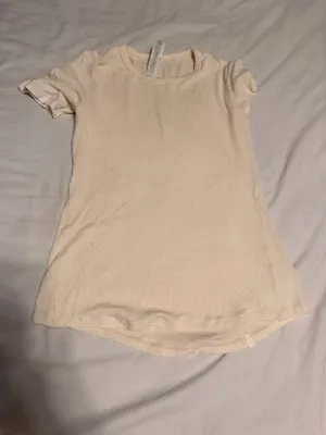 Lululemon Hold Tight Short Sleeve Shirt thumbnail 4