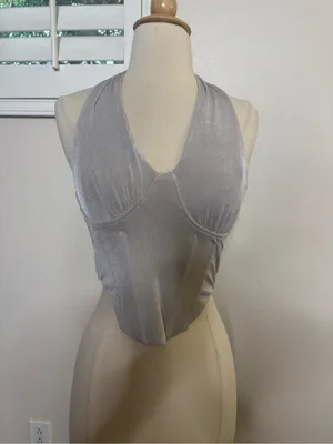 superdown One-Shoulder Cutout Crop Top in Blush Pink thumbnail 5