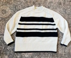 $298 Solid & Striped The Rhea Wool Cashmere Crewneck Sweater Ivory Black XS thumbnail 1
