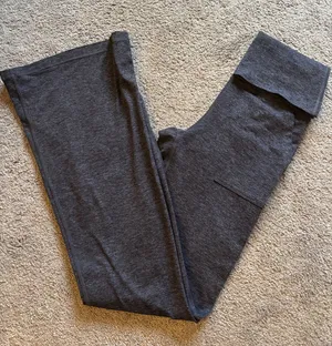 Aerie Flare Yoga Pants with Pockets thumbnail 1
