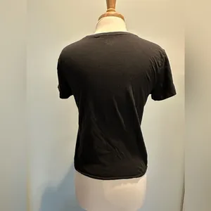 Victoria's Secret short sleeve black tshirt VS logo Size Small thumbnail 4