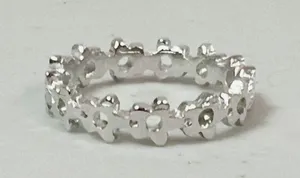 Daisy Silver  Flower Floral Cut-Out Band Ring Jewelry Size 7 🌸 thumbnail 1