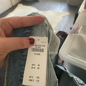 Abercrombie and fitch the baggy low rise curve love jeans thumbnail 5