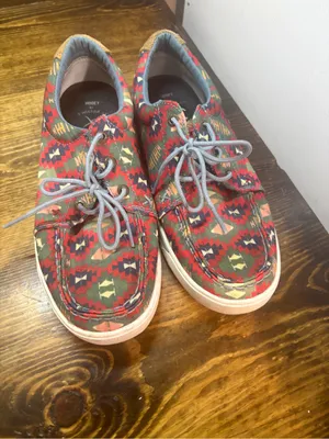 Twisted X Red aztec print loafers size 7.5 thumbnail 3
