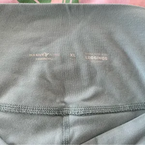 old navy leggings thumbnail 3