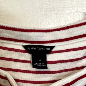 Ann Taylor Cold Shoulder T-Shirt Top Size Medium White With‎ Red Stripes Stretch thumbnail 6