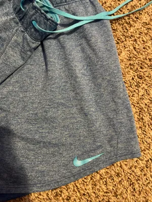 Nike Shorts Women’s thumbnail 3