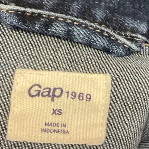 Gap Women's Blue Denim Button Down Long Sleeve Collar Jean Coat Jacket Size XS thumbnail 4