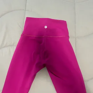 Lululemon Wunder Under Leggings thumbnail 2