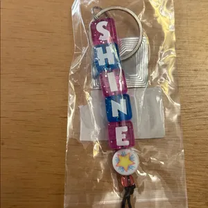 Free with bundle or purchase new Kids 🧒🏻 Shine Block Charm Keychain thumbnail 3