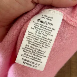 everlane the cozy-stretch v-neck sweater pullover thumbnail 4
