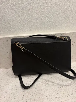Kate Spade Black Crossbody Purse EUC Gold Accents Zip Closure Small Bag Saffiano thumbnail 4