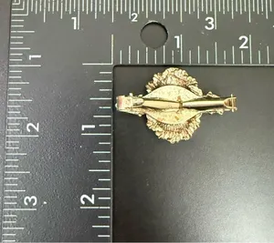 Vintage Unsigned Victorian Lady Portrait Cameo Scarf Clip 9g. thumbnail 7