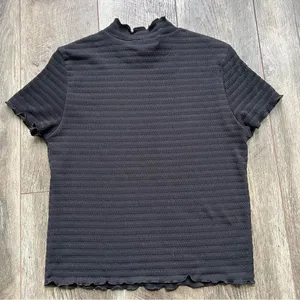 Planet Gold Macy’s NWT Black Mock Neck Lettuce Trim Ribbed Short Sleeve Top thumbnail 10