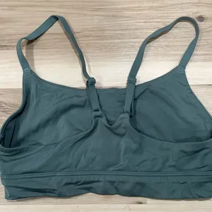 Aerie Offline Real Me Stretch Green Sports Bra Women’s Medium thumbnail 3