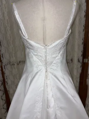 Pretty Vintage 90s Satin Split Skirt Wedding Gown thumbnail 8