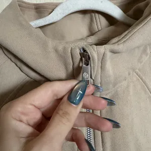 Lululemon Scuba Oversized Half-Zip‎ Hoodie Sweater in Trench Tan thumbnail 4