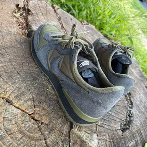 Nike Internationalist Olive Green & Grey mens Sneakers Size 8 thumbnail 4