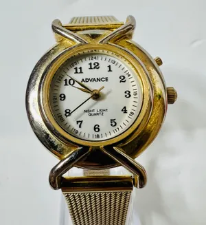 Gold  Watch thumbnail 2