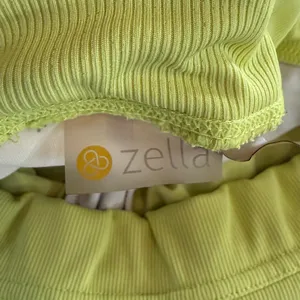 Nordstrom Zella Lime Green Athletic Shorts thumbnail 7