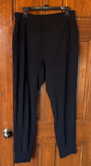 Lululemon Black Joggers Size Large thumbnail 1