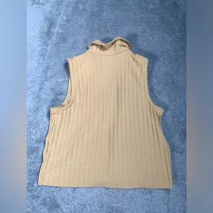 Madewell Sleeveless Ribbed Button-Up Knit Top in Beige small thumbnail 8