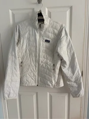 Patagonia creamy white Quilted Lightweight Puffer Jacket size xs thumbnail 1