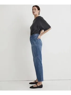 Madewell High Rise Cropped Tapered Leg Jeans in Ventnor Wash Size 30 thumbnail 4