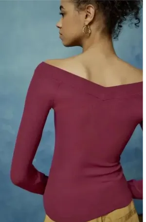 Urban Outfitters V-Neck Long Sleeve Top thumbnail 3