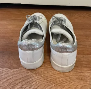 Kenneth Cole Size 8 Sneakers thumbnail 8