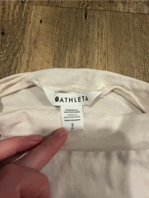 Athleta S Outbound Tank Small Magnolia White thumbnail 4