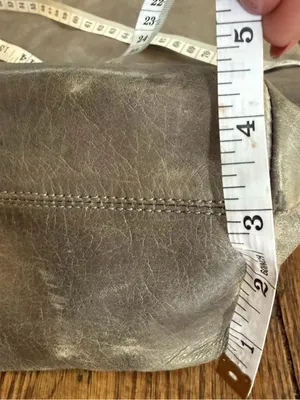 Gianni Chiarini Hobo Purse shoulder bag Italian leather Slouchy Grey top zipper thumbnail 7